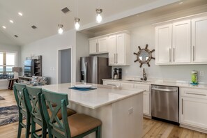 Fridge, microwave, oven, stovetop - Sandy Seaclusion | Beachfront Getaway (Dauphin Island)