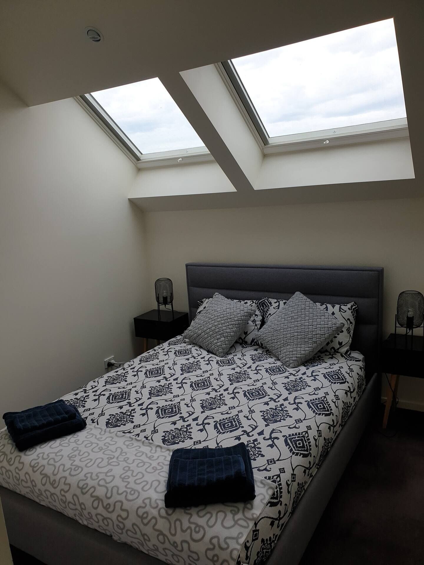 2 bedrooms, iron/ironing board, travel cot, free WiFi