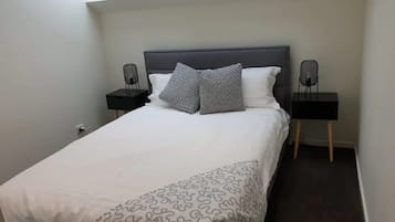 2 bedrooms, iron/ironing board, travel crib, free WiFi