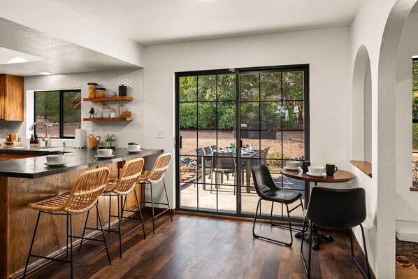 تناول الطعام