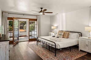 4 عدّة غرف نوم ومكتب ومكواة/لوح كي وواي فاي