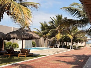 Outdoor pool - La Mar Hotel Playas (Playas)