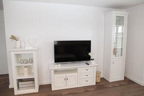 Interior - Lieblingsort - Neubauwohnung mit Hund für bis zu 4 Personen im Greetsieler Grachtenpark (Krummhörn)