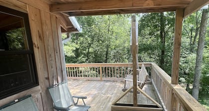 Mountain Cabin on the Chief Ladiga Bike Path, Terrapin Creek, and Pinhoti Trail