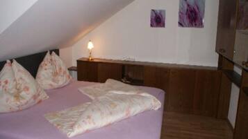 Apartment | 2 bedrooms, bed sheets