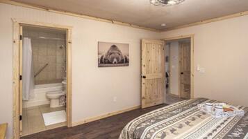 3 quartos, ferros/tábuas de passar roupa, Wi-Fi, roupa de cama