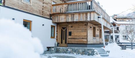 Apartment | Exterior