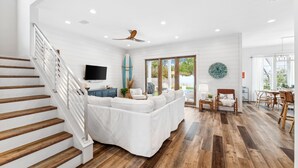 Interior - Malibu Chic beach home w/private pool. 7 min walk to the Beach! (Santa Rosa Beach)