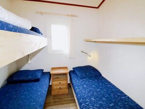 Chalet | 2 bedrooms, individually furnished