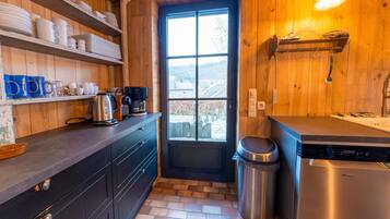 House | Private kitchen