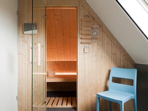 House | Property amenity - Bungalow Near De Alde Feanen With Spa (Earnewald)