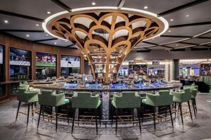 酒吧（店内）