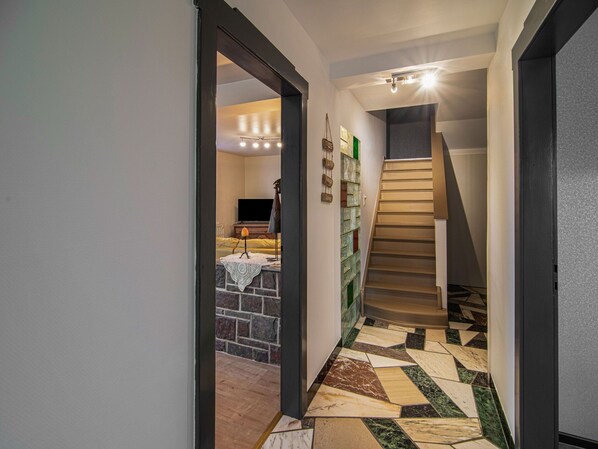 House | Interior - Holiday Home in Bullingen With Garden (Buellingen)