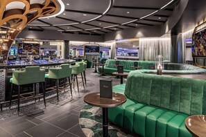 Bar (in der Unterkunft)