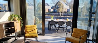 럭슈리어스 데타히드 붜터  빌라  비트 제티