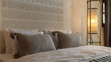 Chambre Double Deluxe | Coffres-forts dans les chambres, Wi-Fi gratuit