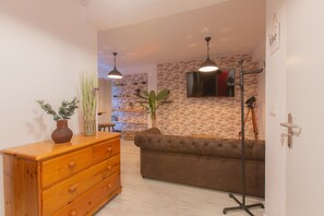 Télévision à écran plat