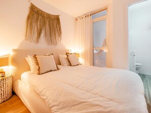 1 quarto, ferros/tábuas de passar roupa, acesso à internet