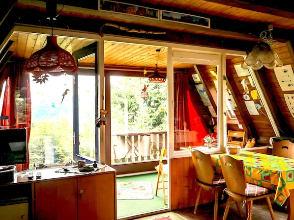House | Dining