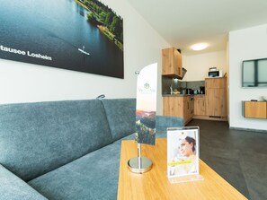 Apartment | Dining - Modern Apartment in Mettlach With Infrared Sauna (Mettlach)