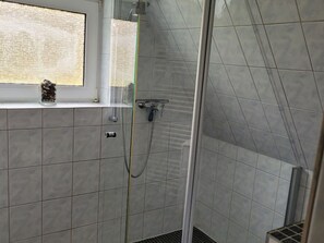 House | Bathroom