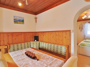Apartment | 3 bedrooms, individually furnished, bed sheets - Ferienwohnung mit Herrlicher Terrasse & Fun+ Card (Niedernsill)