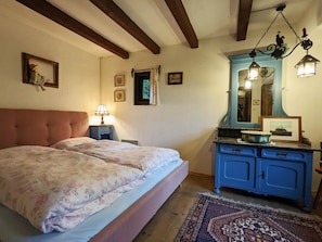 Casa | 2 quartos, individualmente mobiliados, roupa de cama