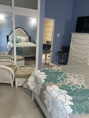 Ropa de cama de alta calidad y camas con pillow-top