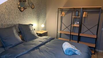 Huis | 4 slaapkamers, individueel gemeubileerd, een strijkplank/strijkijzer