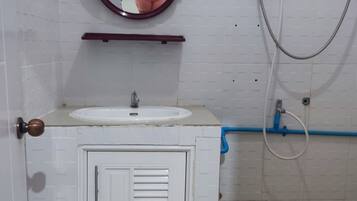Standard 2 Beds for 4 people | Bathroom | Shower, hydromassage showerhead, free toiletries, slippers