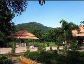 Exterior - erawan guesthouse (Pakse)