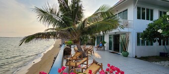 Château Du Soleil Phala