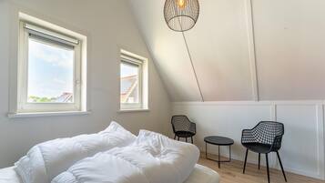 Huis | 3 slaapkamers, individueel gemeubileerd, beddengoed