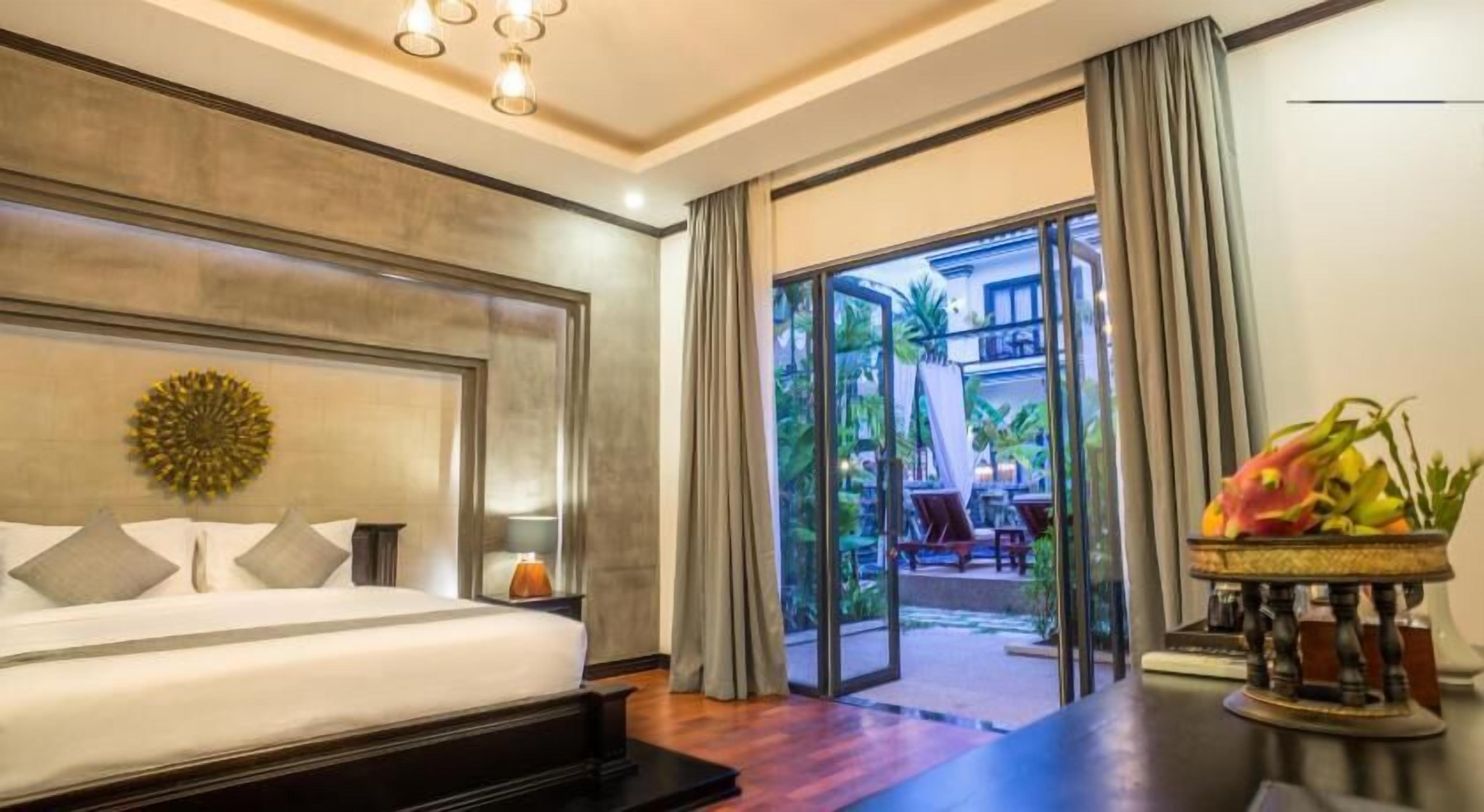 Minibar, escritorio, wifi gratis y ropa de cama 