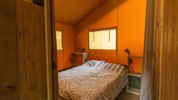 Tent | 2 slaapkamers, individueel gemeubileerd, beddengoed