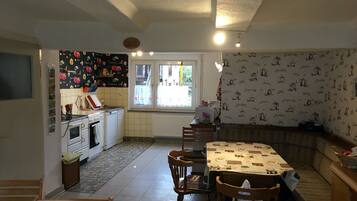 House | Dining