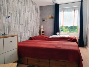 อพาร์ทเมนท์ | 2 ห้องนอน, ตกแต่งพิเศษโดยเฉพาะ, ผ้าปูที่นอน