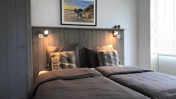 House | 3 bedrooms, individually furnished