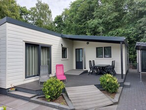 House | Exterior - Cosy Holiday Home in Appelscha With Garden (Appelscha)