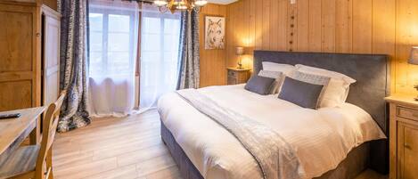 하우스 | 6 개의 침실, 각각 다르게 가구 비치, 침대 시트