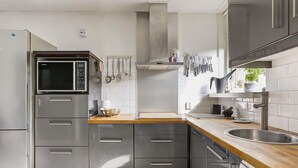 Unclassified image, 2 of 42, button - Holiday Home in Grou by Pikmeer Lake (Grou)