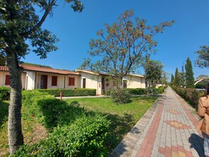 House | Exterior - Belvilla by OYO Il Girasole Villette Trilocali (Follonica)