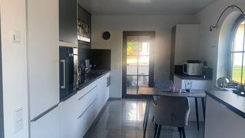 Ferienhaus | Eigene Küche | Hochstuhl