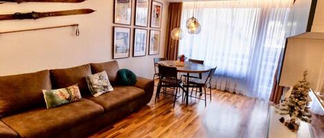 Huoneisto | Ruokailu