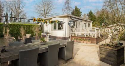 Chalet Near De Braakman Nature Reserve