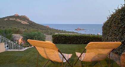 Villa, golden island view, a stone's throw from the beach. Breathtaking view!