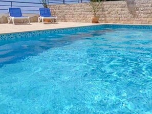 Apartment | Pool | Outdoor pool - Apartment With Pool & Sea View (Makarska)