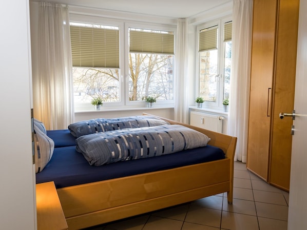 Apartment | 5 bedrooms, individually furnished, iron/ironing board, bed sheets