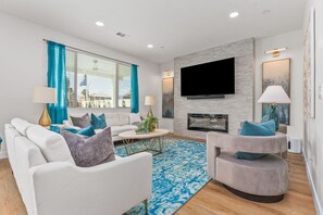 Smart TV, fireplace, offices