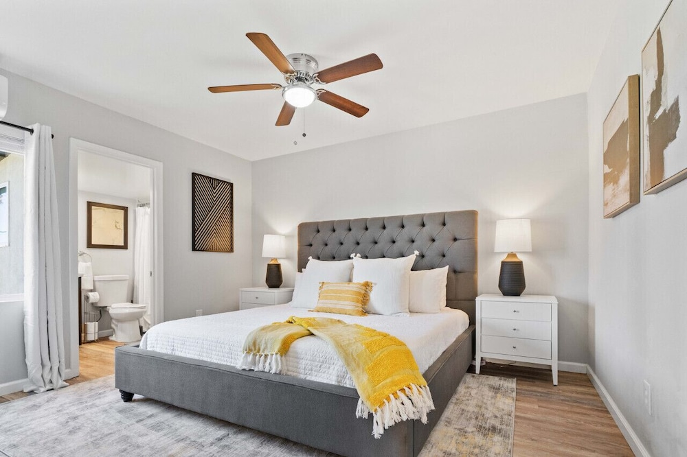 15 min to SD! Air Conditioning and Game Room El Cajon Vrbo